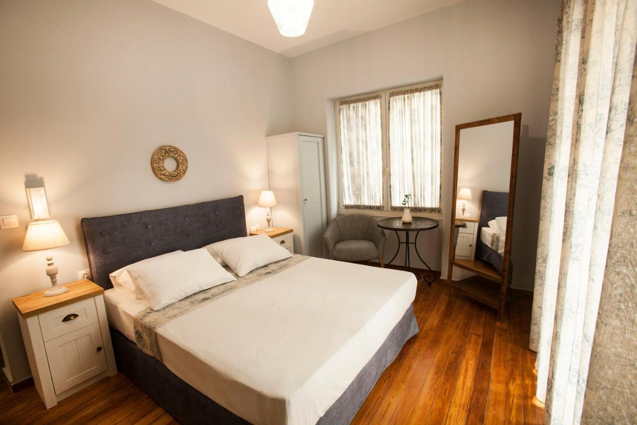 Lovely 1St Fl. Apt, With Balcony In Pagrati Atenas Exterior foto